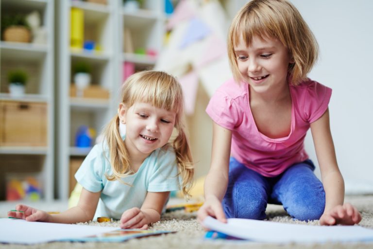 girls-in-kindergarten-768x512